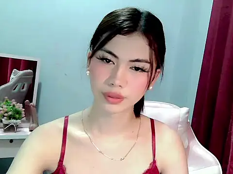 Snapshot of Ur_hottestdella chatting on February 6, 2026, 4:17 am Ur hottestdella online show from February 6, 2026, 4:17 am