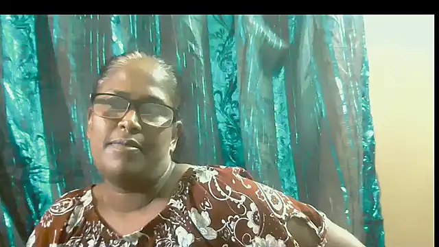 Snapshot of Exotic_indian95 chatting on February 5, 2026, 5:34 am Exotic indian95 online show from February 5, 2026, 5:34 am