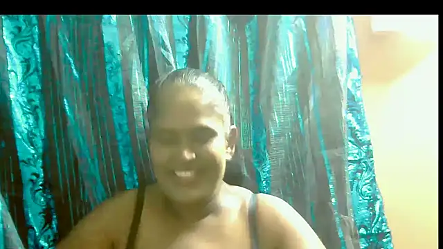Snapshot of Exotic_indian95 chatting on February 5, 2026, 5:39 pm Exotic indian95 online show from February 5, 2026, 5:39 pm