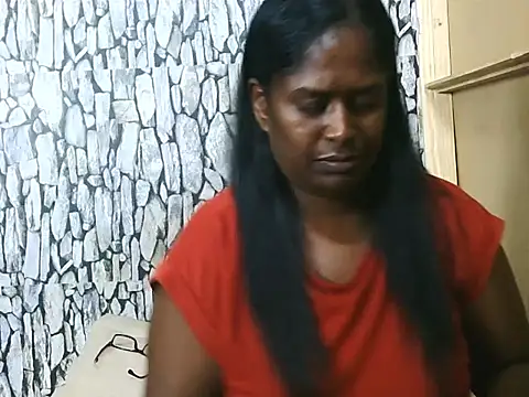 Snapshot of Exotic_indian95 chatting on February 6, 2026, 6:44 pm Exotic indian95 online show from February 6, 2026, 6:44 pm