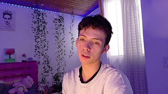 Dani Dancer online show from May 17, 2026, 6:59 pm