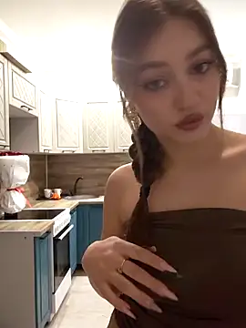 findwayout online show from March 1, 2026, 1:24 pm