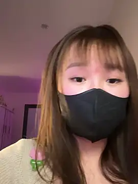 Miumeo20 online show from April 25, 2026, 4:37 pm