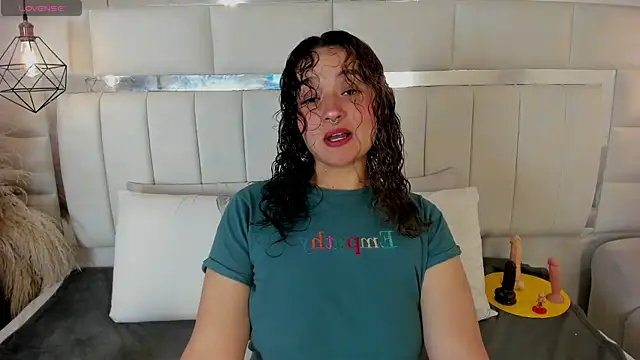 Im TaraBlack online show from January 8, 2026, 4:04 am