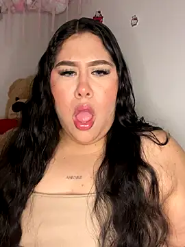 Mia Carters online show from December 14, 2025, 10:25 pm