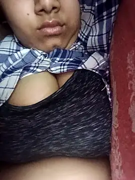 pihuu1313 online show from February 10, 2026, 6:45 pm