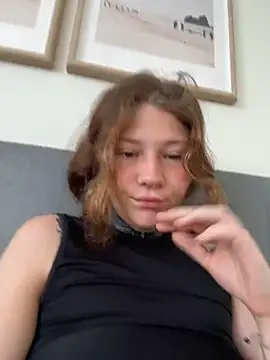 FionaMurr online show from January 14, 2026, 2:50 am