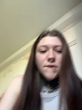 FionaMurr online show from May 11, 2026, 1:11 am