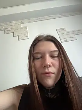 FionaMurr online show from June 4, 2026, 1:44 am