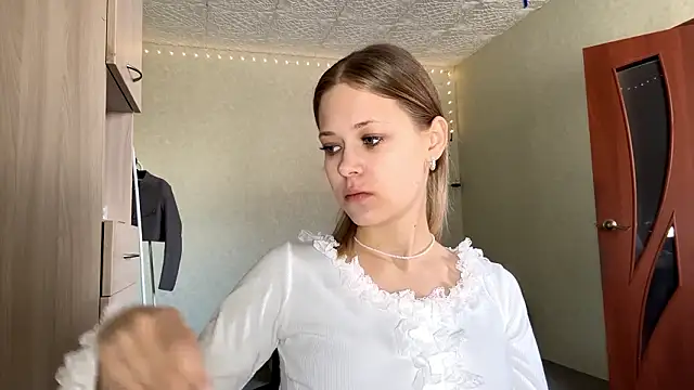 Snapshot of ZaidaSchwarten chatting on February 3, 2026, 7:35 am ZaidaSchwarten online show from February 3, 2026, 7:35 am