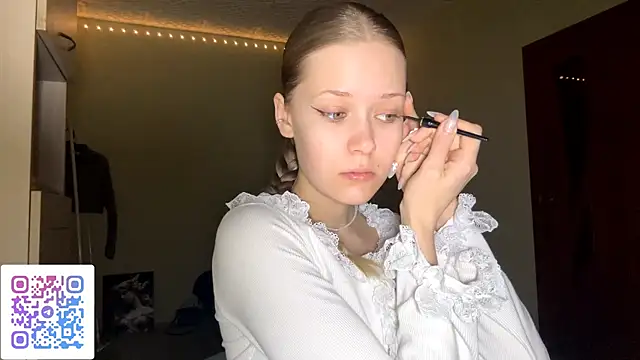 Snapshot of ZaidaSchwarten chatting on February 5, 2026, 5:23 am ZaidaSchwarten online show from February 5, 2026, 5:23 am