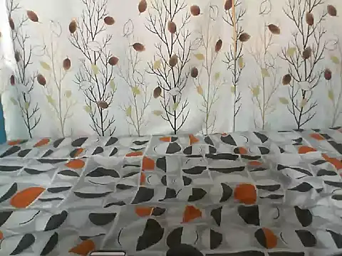 Snapshot of PetiteDoll_06 chatting on March 12, 2026, 11:49 am PetiteDoll 06 online show from March 12, 2026, 11:49 am