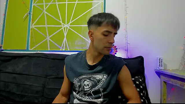 Snapshot of Lord_Apolo chatting on February 17, 2026, 8:04 pm Lord Apolo online show from February 17, 2026, 8:04 pm