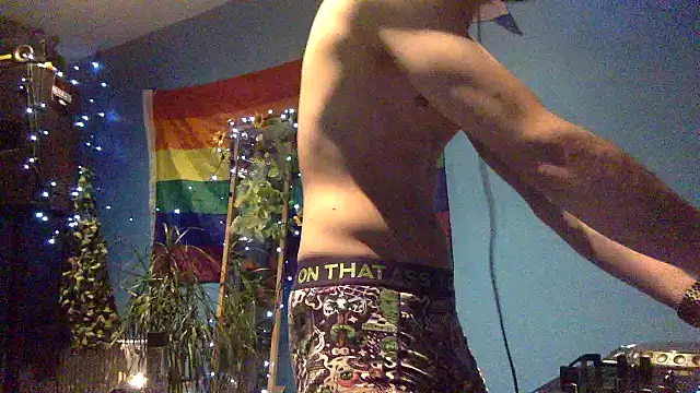 Snapshot of nutt_max chatting on December 23, 2025, 1:25 am nutt max online show from December 23, 2025, 1:25 am