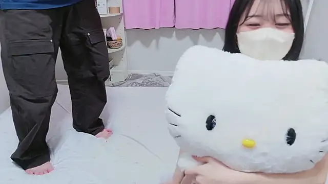 Snapshot of Ms-KARINA chatting on February 26, 2026, 10:14 am Ms-KARINA online show from February 26, 2026, 10:14 am