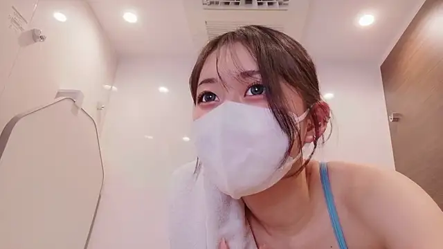 Snapshot of Ms-KARINA chatting on February 27, 2026, 4:45 am Ms-KARINA online show from February 27, 2026, 4:45 am