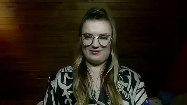 VanessaHard online show from December 19, 2025, 9:55 pm