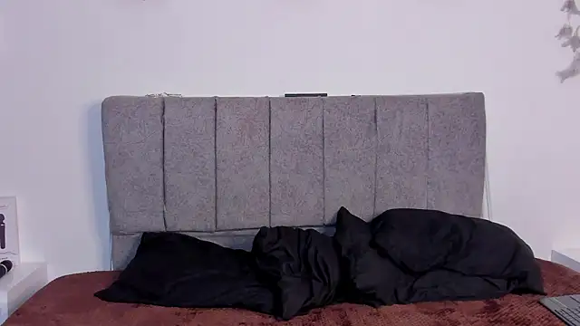 Snapshot of tefi_meow_ chatting on February 9, 2026, 4:44 pm tefi meow online show from February 9, 2026, 4:44 pm