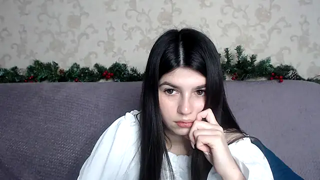 Snapshot of KisaModel chatting on December 16, 2025, 9:14 am KisaModel online show from December 16, 2025, 9:14 am