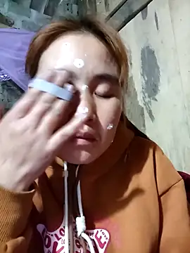 -myaa- online show from February 3, 2026, 1:04 am