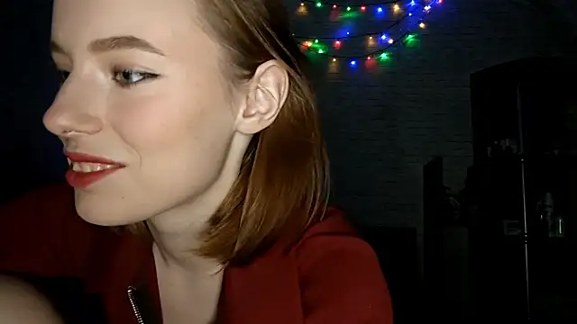 deep eyes online show from December 19, 2025, 1:40 pm