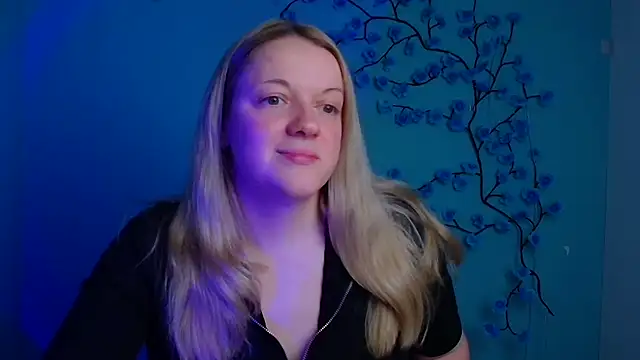 Samantha Gloww online show from December 14, 2025, 1:16 pm