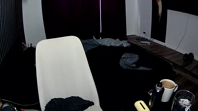 Snapshot of Nicole_Pars chatting on February 28, 2026, 7:09 am Nicole Pars online show from February 28, 2026, 7:09 am