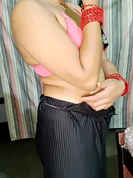 Snapshot of Cuple_masti72 chatting on March 28, 2026, 5:01 pm Cuple masti72 online show from March 28, 2026, 5:01 pm