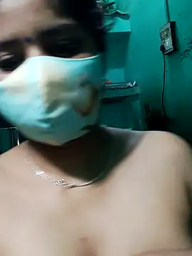 Cuple masti72 online show from May 15, 2026, 1:23 am