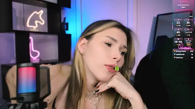 Snapshot of astra_opal chatting on January 18, 2026, 3:21 am astra opal online show from January 18, 2026, 3:21 am