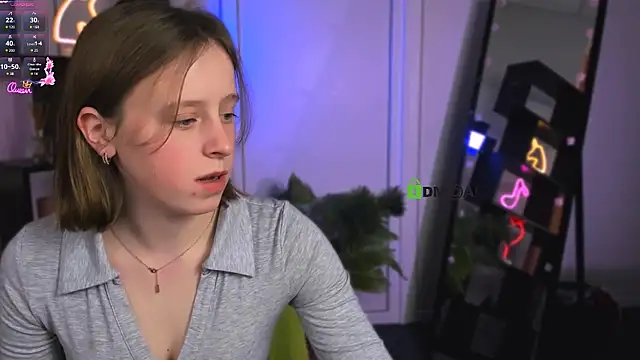 Snapshot of astra_opal chatting on March 2, 2026, 7:09 am astra opal online show from March 2, 2026, 7:09 am