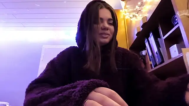 Mona Slearys online show from December 20, 2025, 11:34 pm