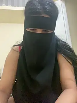 sara   fun online show from December 16, 2025, 12:32 pm