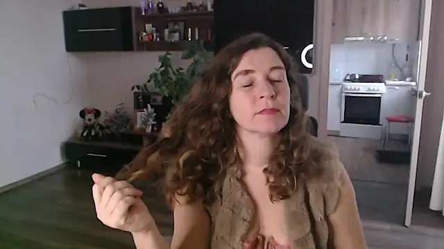 Snapshot of SofiaBoone chatting on January 10, 2026, 7:32 am SofiaBoone online show from January 10, 2026, 7:32 am