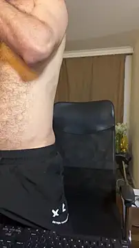  YOURHERO online show from January 12, 2026, 11:32 pm