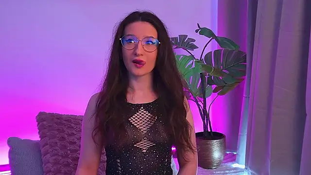 TheaMalekoo online show from March 13, 2026, 7:37 am