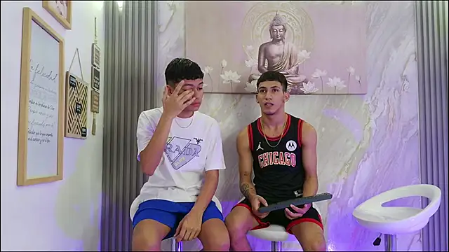 HORNY PRETTY online show from February 5, 2026, 1:27 pm