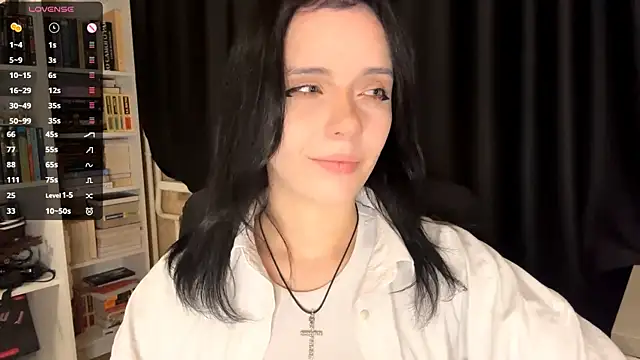 Snapshot of Eva_blo0m chatting on January 15, 2026, 2:10 pm Eva blo0m online show from January 15, 2026, 2:10 pm