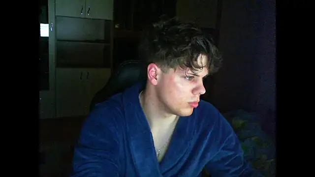 Snapshot of GymGuy0505 chatting on March 12, 2026, 9:10 pm GymGuy0505 online show from March 12, 2026, 9:10 pm