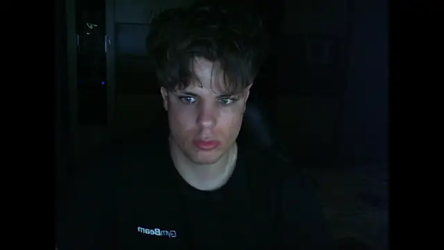 GymGuy0505 online show from April 29, 2026, 10:05 pm