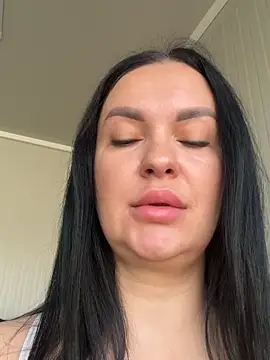 MeganBlueq online show from April 3, 2026, 8:45 am