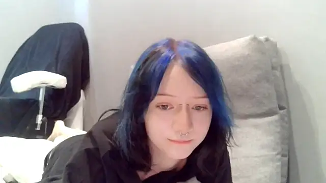 Shine Luna online show from March 15, 2026, 4:35 pm