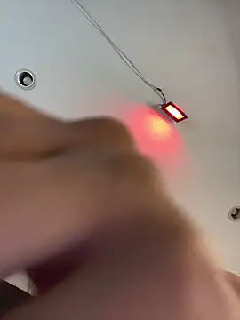 Snapshot of Valeria-escobar chatting on February 7, 2026, 1:15 pm Valeria-escobar online show from February 7, 2026, 1:15 pm