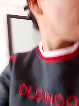 Cako-naka online show from December 18, 2025, 2:17 am