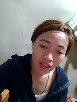 little-effy online show from March 31, 2026, 1:00 pm