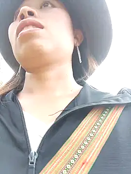 Snapshot of jikey- chatting on December 23, 2025, 7:17 am jikey- online show from December 23, 2025, 7:17 am