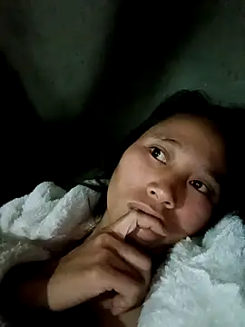 Snapshot of jikey- chatting on January 13, 2026, 9:31 pm jikey- online show from January 13, 2026, 9:31 pm