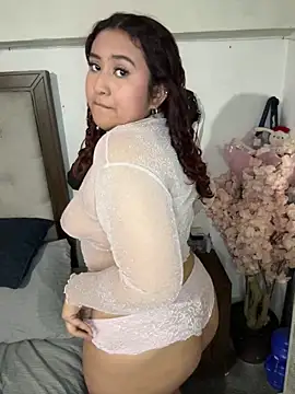 Snapshot of LexaSin_ chatting on February 12, 2026, 1:33 am LexaSin online show from February 12, 2026, 1:33 am