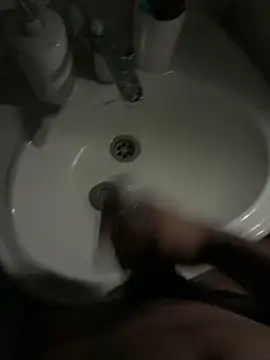 Comeonmyhouse22cm online show from March 10, 2026, 6:46 pm