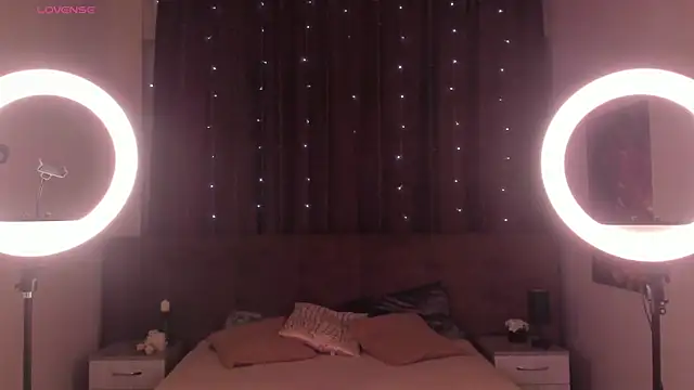 Snapshot of EmmaPratt chatting on February 7, 2026, 12:58 am EmmaPratt online show from February 7, 2026, 12:58 am